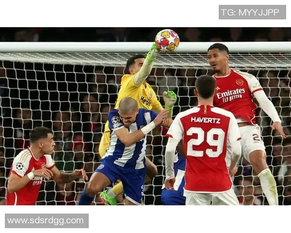 英超激战AC米兰5-1巴萨点球大战瞬间点燃全场激情解析