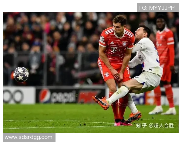 英超激战拜仁与巴黎圣日耳曼战成平局转会传闻引发关注与热议