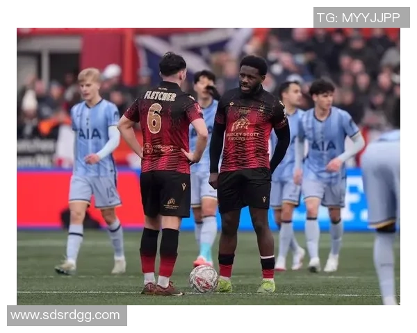 足总杯激战成平局里昂与尤文图斯点球大战引爆全场热情