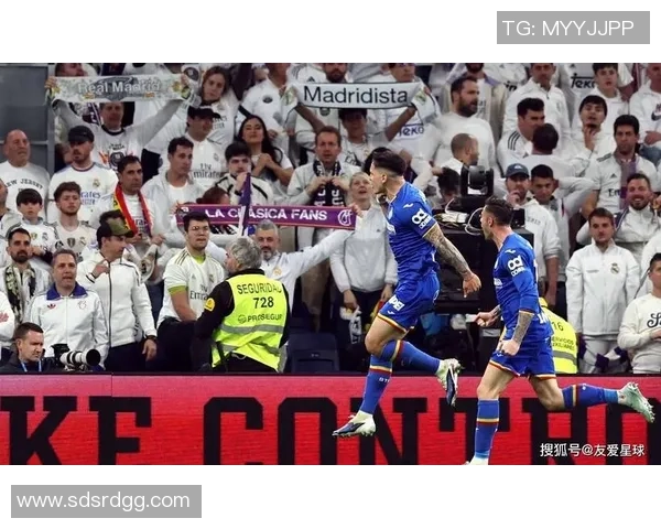 皇马在世界杯激战中以1-0战胜巴萨十大精彩进球瞬间引爆全场