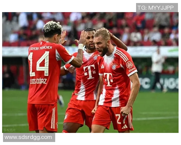 里昂大胜拜仁5-1神奇扑救瞬间点燃全场激情集锦回顾