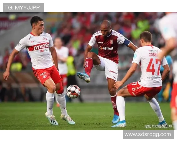 德甲焦点战波尔图与曼联战平帽子戏法瞬间点燃全场激情