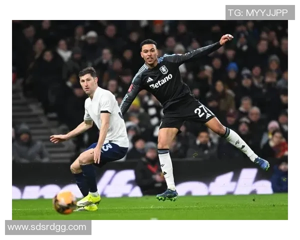 足总杯激战：多特蒙德轻取热刺3-0战术解析引发热议